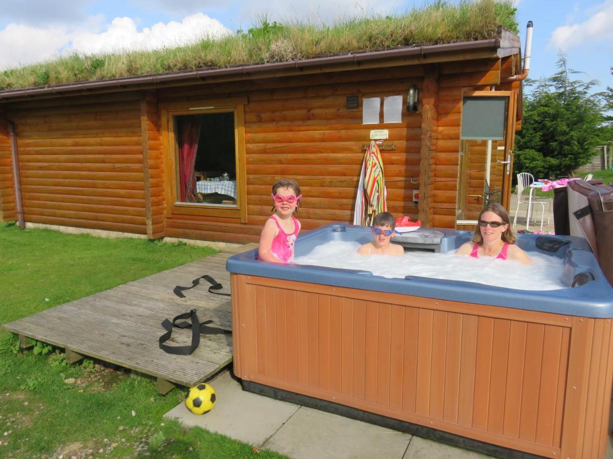 Glenbeag Mountain Lodges Glenshee Εξωτερικό φωτογραφία