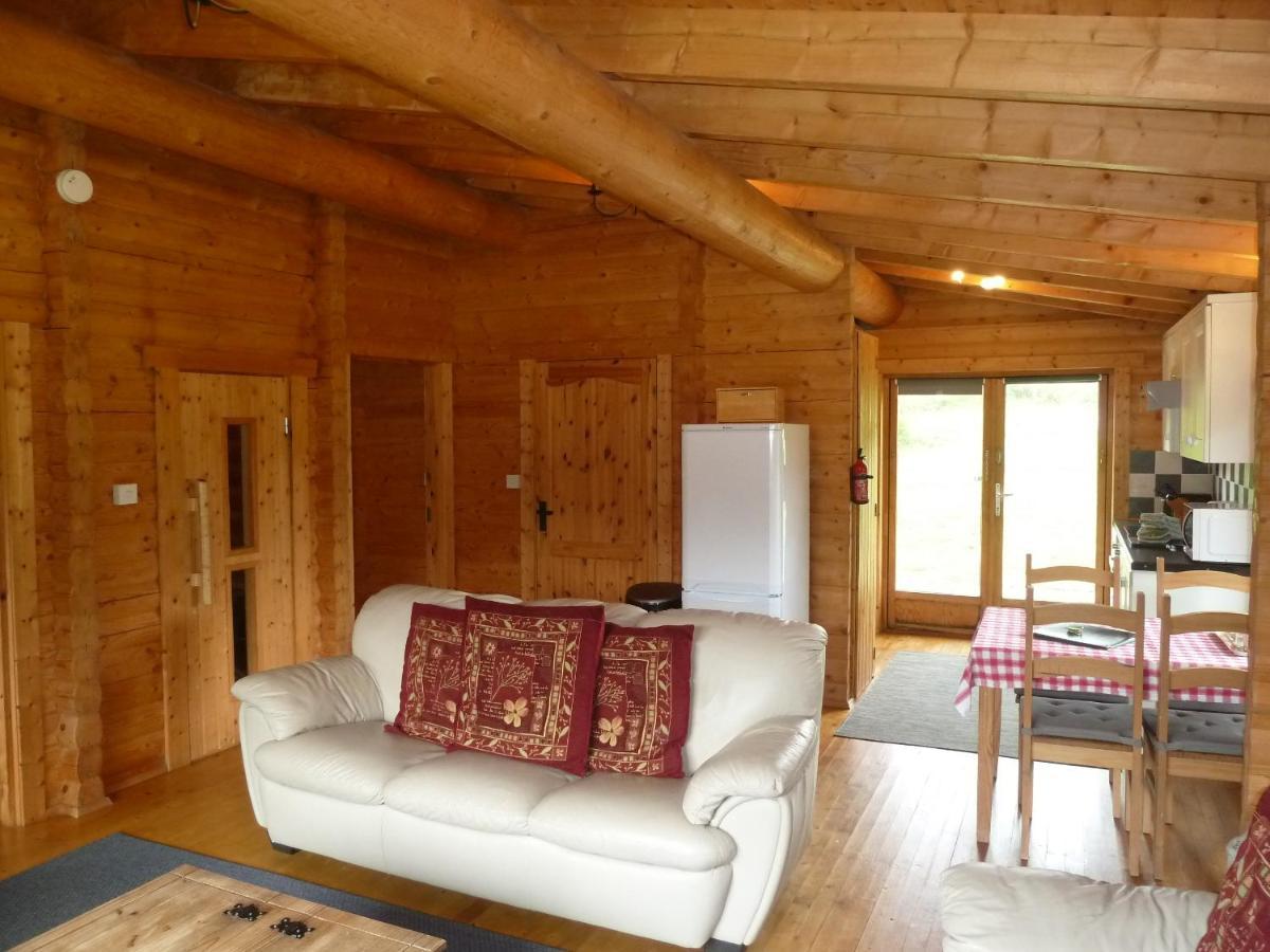 Glenbeag Mountain Lodges Glenshee Εξωτερικό φωτογραφία